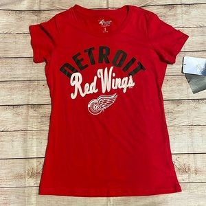Women’s Carl Banks 4 her Detroit Redwings t shirt size S NWT